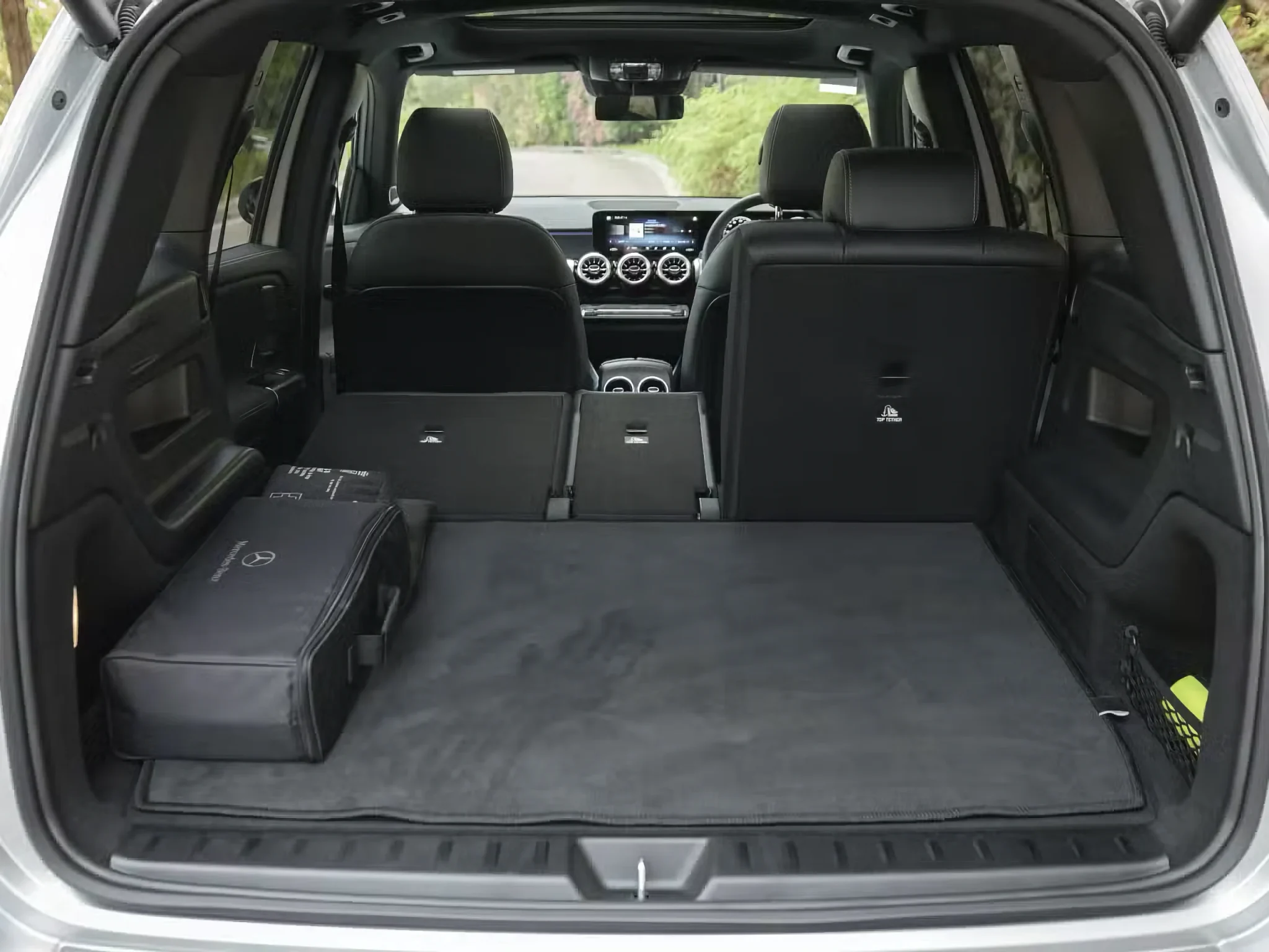 Mercedes EQB250+ Gallery Image 10