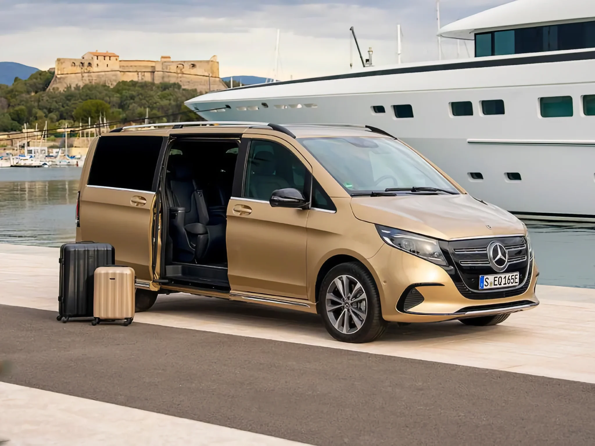 Mercedes EQV Gallery Image 4